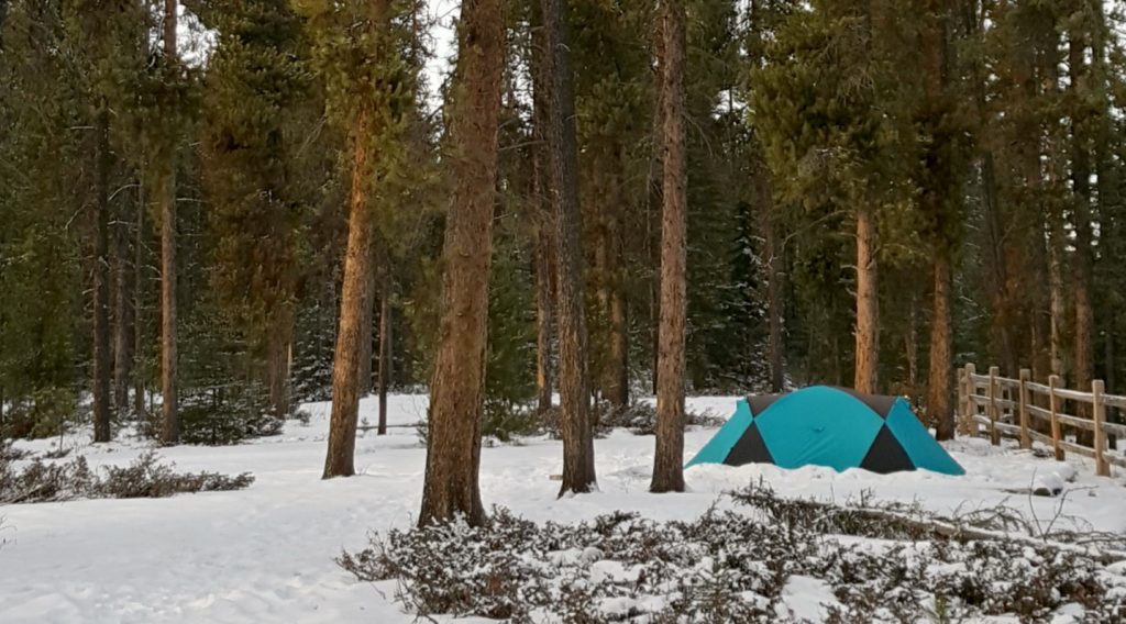 Winter camping is just one of the fun family activities for Jasper National Park in the winter.
